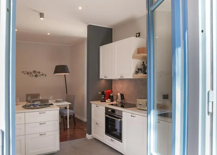 Vista - By Myhomeincomo