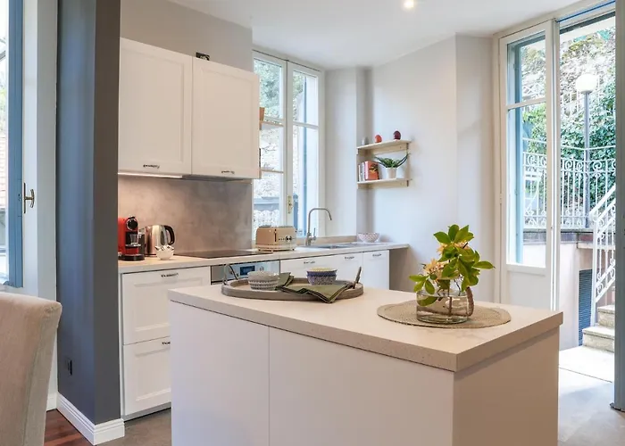 Апартаменты Vista - By Myhomeincomo Блевио